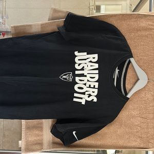 Nike raiders just do it short sleeve